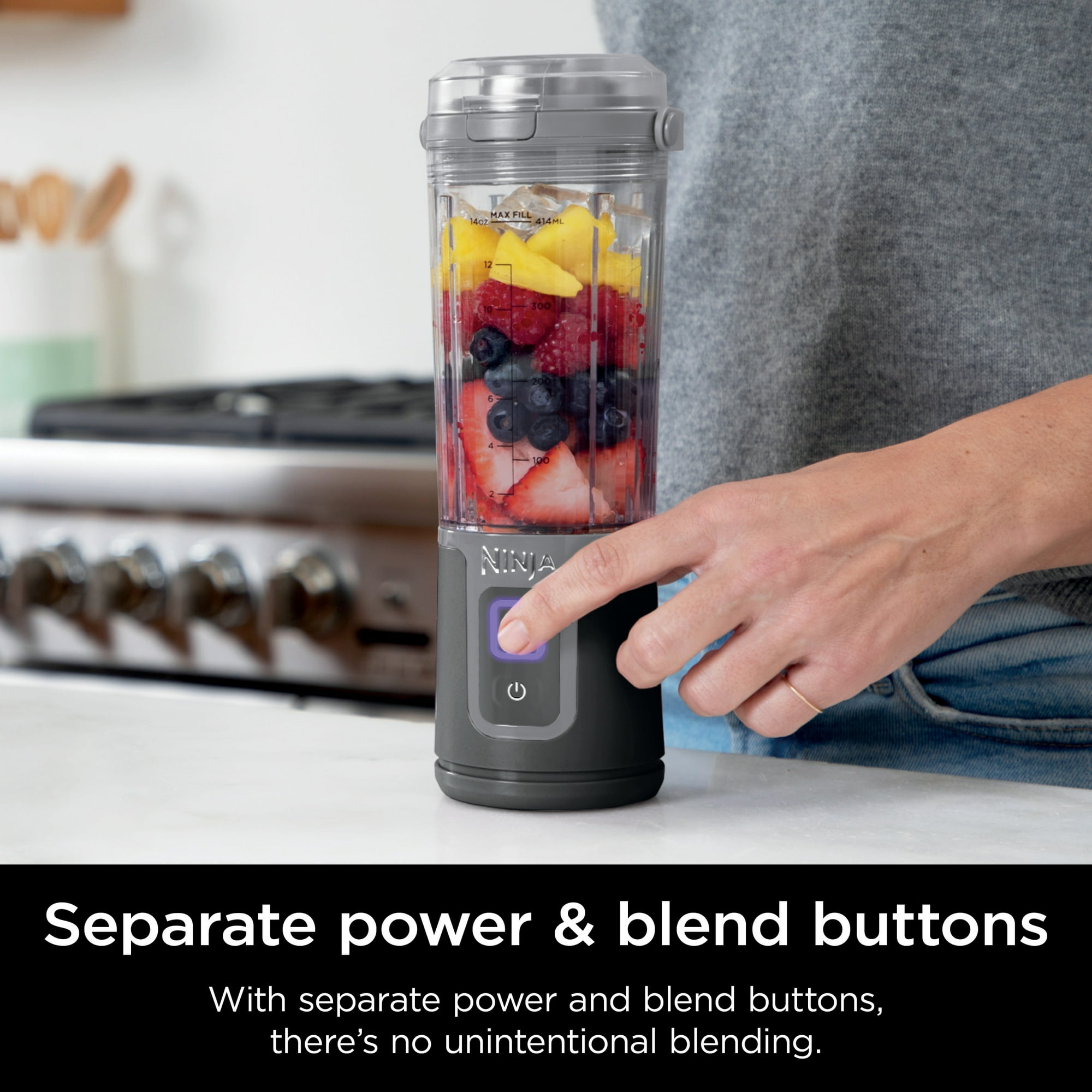 Ninja Blast 16 oz. Personal Portable Blender with Leak Proof Lid & Easy Sip Spout, Perfect for Smoothies, Black, BC100BK