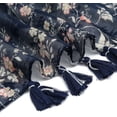 thumbnail image 4 of HSHDLDF Foulard Boho pour Femmes Légère à Imprimé Floral Foulard Automne Hiver Mode Châle à Franges, 4 of 7