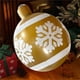 thumbnail image 3 of Bola de Navidad inflable gigante de 24 pulgadas para decoración interior y exterior de fiesta navideña, 3 of 6