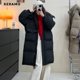 thumbnail image 3 of Parkas extra largas con capucha y manga larga de color liso para mujer, abrigo cálido de invierno 2023, talla grande, con botonadura sencilla, 3 of 6
