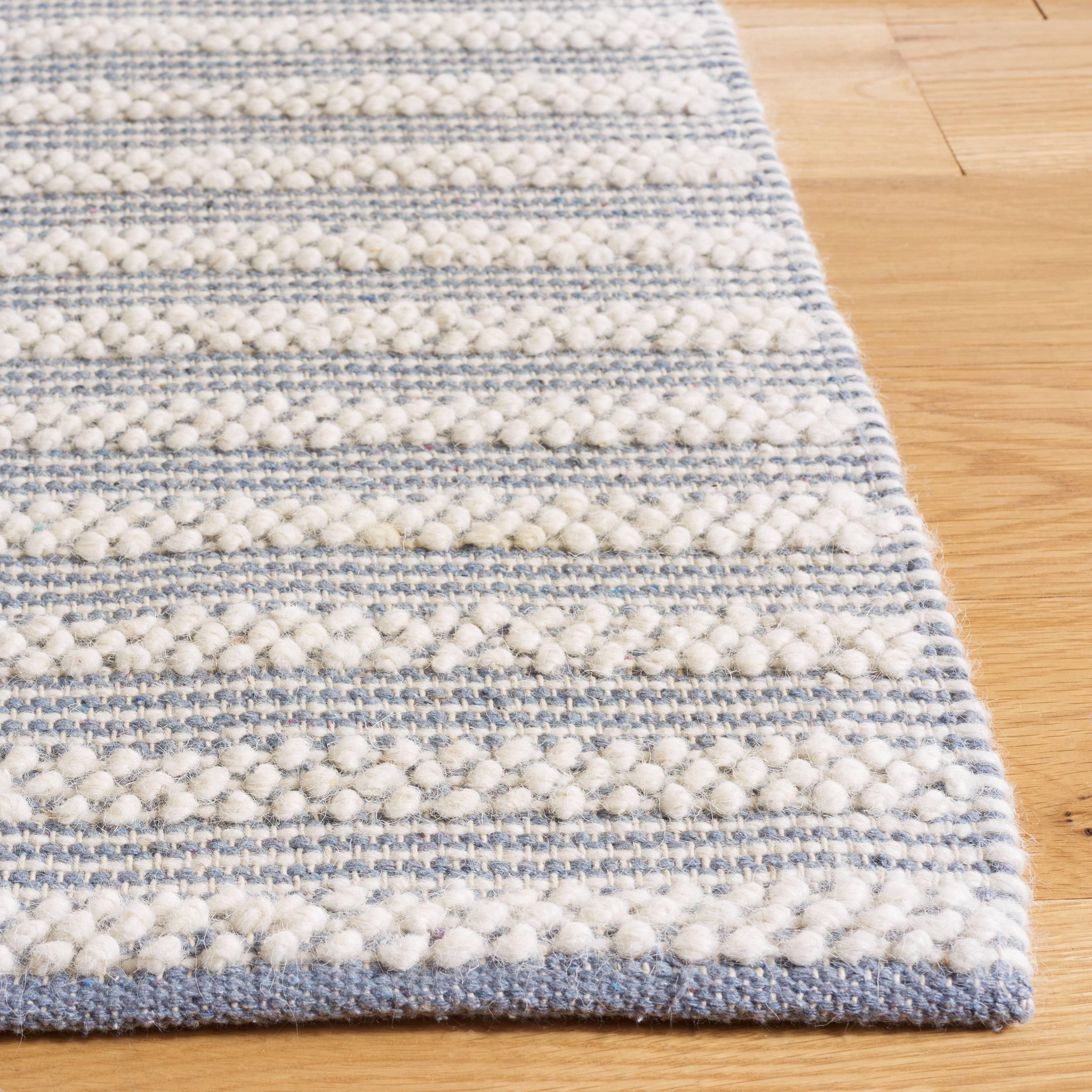 SAFAVIEH Natura Wayra Striped Area Rug, Ivory/Grey, 3' x 5'