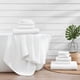 thumbnail image 4 of Casa Platino Juego de Toallas de Algodón Blanco de 12 Piezas - Incluye 4 Toallas de Baño Blancas Grandes, 4 Toallas de Mano y 4 Paños - Toallas Suaves y Absorbentes para el Baño, 4 of 6