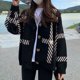 thumbnail image 1 of Puntoco moda mujer geométrico cuello pico botón patrón Casual manga larga suéter señoras prendas de vestir liquidación Puntoco Puntoco-1464, 1 of 6