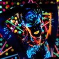 thumbnail image 4 of Artículos de fiesta Skylety Glow in the Dark Neon con globos, 4 of 7