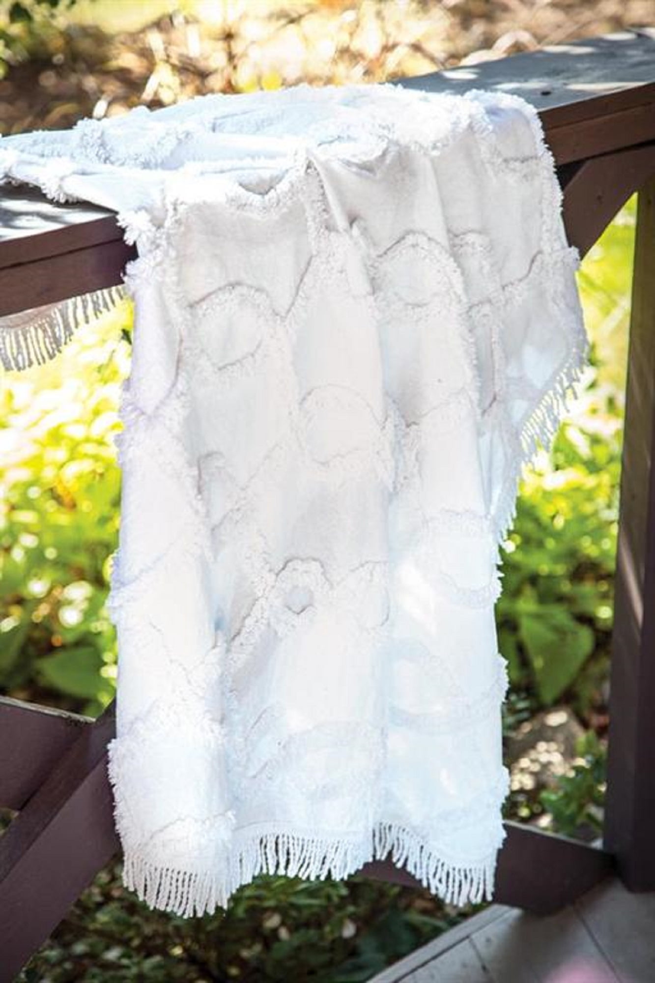 White Geometric Hand Tufted Cotton Fringed Throw Blanket 30" x 40