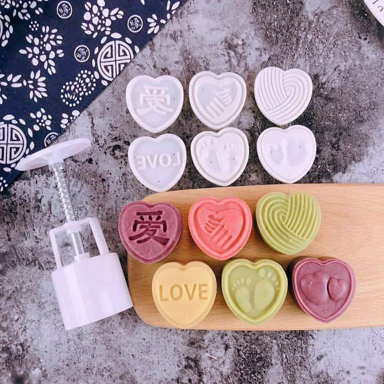 2 Pcs Heart Silicone Molds, Different Sizes Heart Chocolate Mold Heart  Shape Candy Molds for Cookie Decor, Pastry, Cake, Chocolate Making