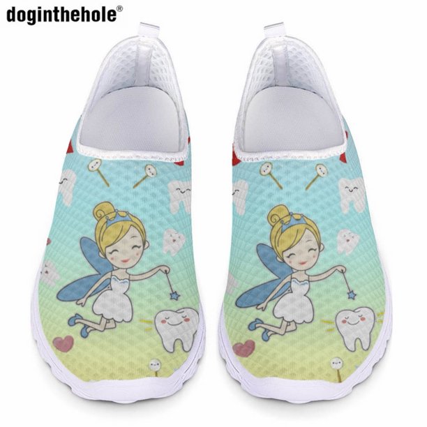 Doginthehole - Zapatos informales con estampado de enfermera para mujer, zapatillas de deporte de malla transpirables y cómodas para el verano, zapatos planos de enfermería para hospital