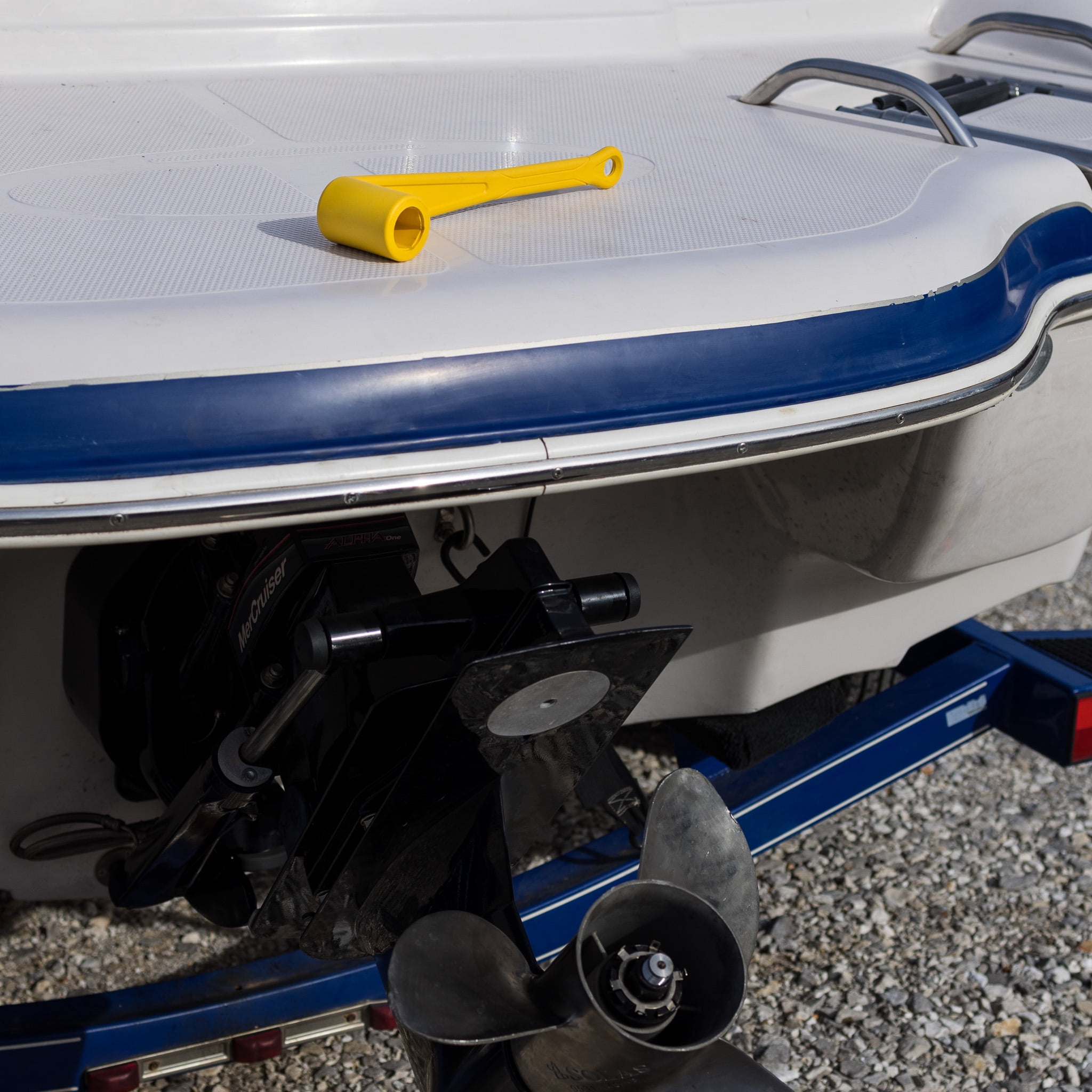 Ozark Trail SAE 1&1/16" & 9/16" Boat Dual Propeller and Garboard Wrench