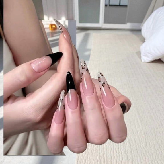 Optimized Title: Handmade Long and Short Wearable Nail Tips – Stylish French Design for Students – Aesthetic and Trendy Press-On Nails