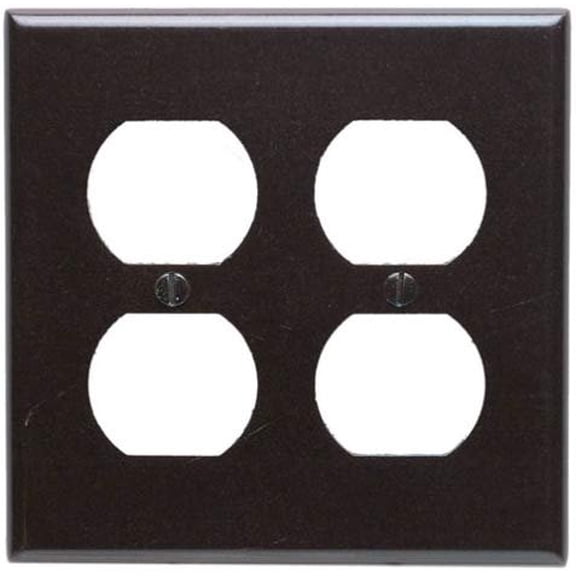 Leviton 001-85016-000 2-Duplex Receptacle Standard Size Wall Plate, 2 Gang, 4.5 in L X 4.56 in W 0.2