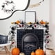 thumbnail image 1 of Decoraciones de Halloween, adornos de Halloween, enredaderas de rosas oscuras de 175 cm, piñas negras de rosa para decoración colgante para el hogar y exteriores, enredaderas artificiales simuladas, b, 1 of 9