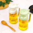 thumbnail image 3 of Botella de aceite de vidrio pulverizador en uno for el hogar, botella de aceite de doble propósito de 550ml, botella de aceite con pulverizador a presión, botella de condimento de gran capacidad, 3 of 5