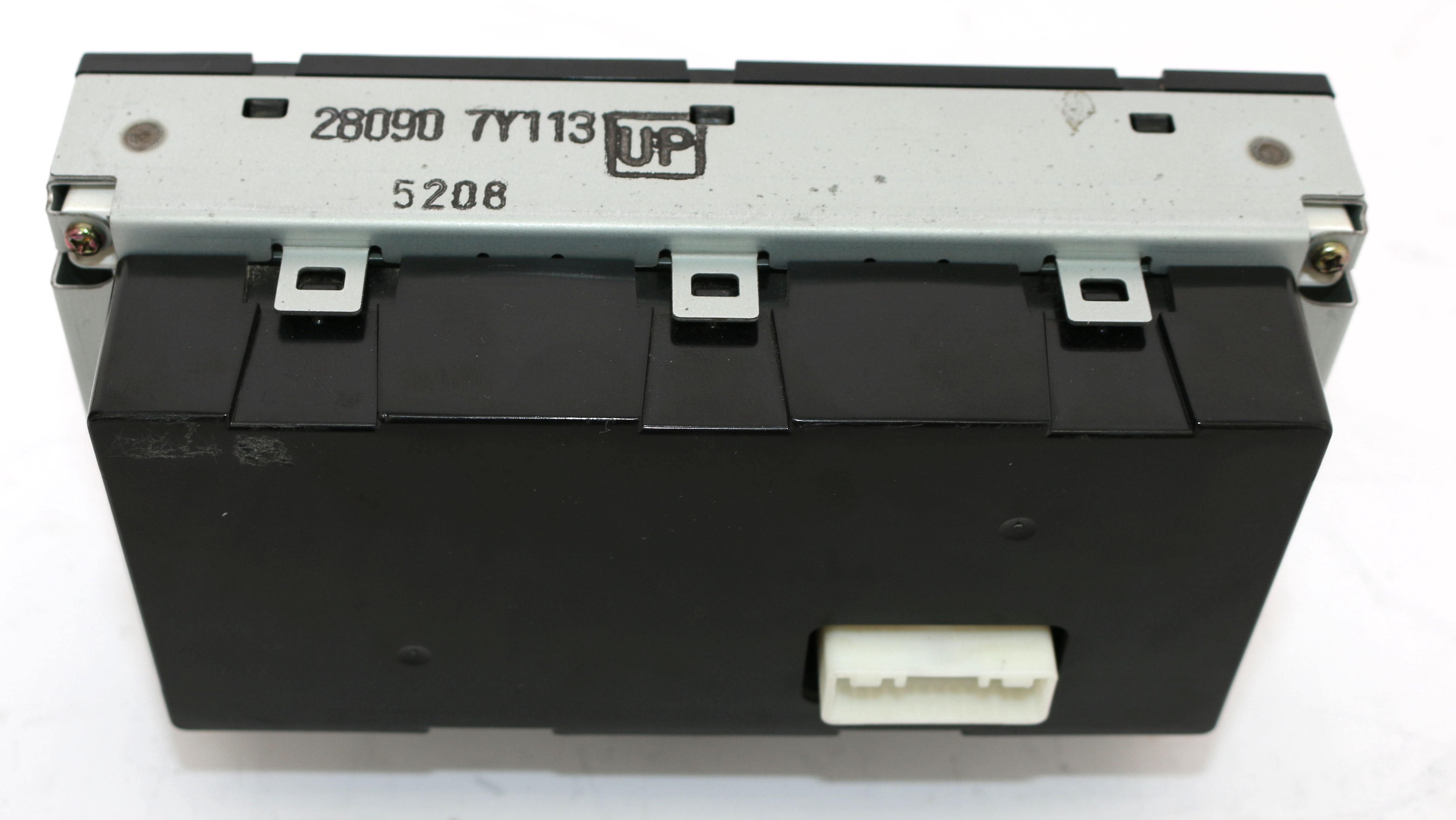 Restored 2004-05 Nissan Maxima Front Dash Mounted Display Screen Part Number 28090 7Y113 (Refurbished)