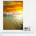 thumbnail image 1 of Design Art - une Plage Incroyablement Colorée avec des Empreintes de Pas, 1 of 3