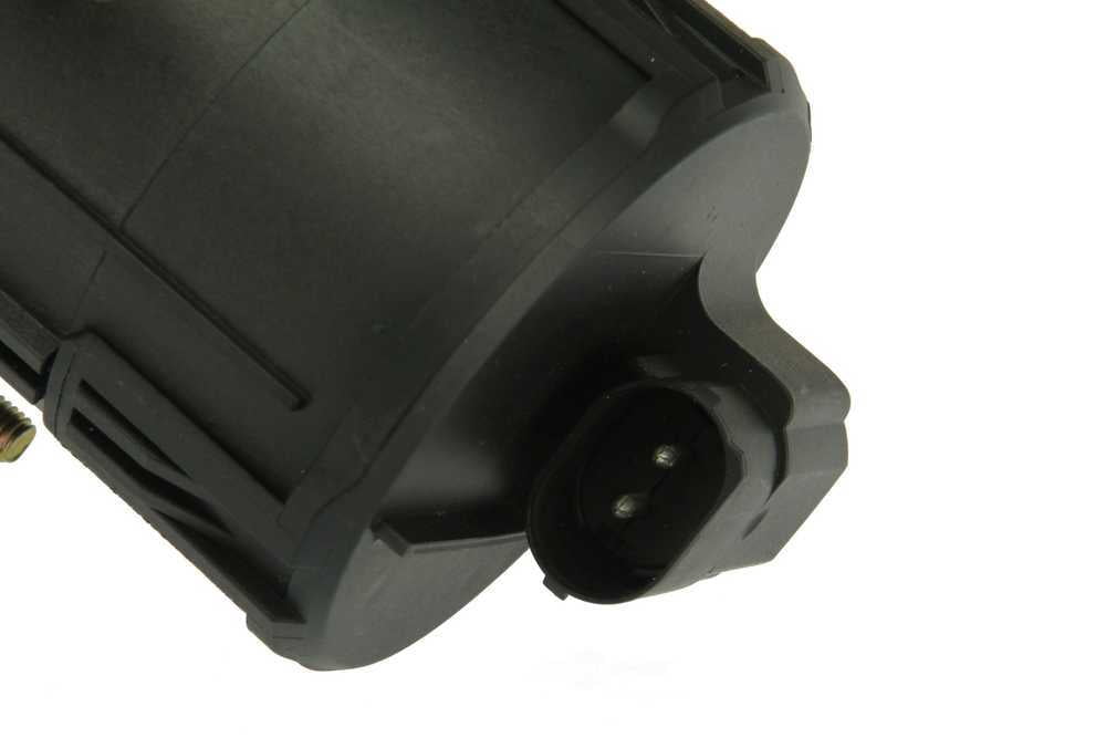URO Parts 11727553056 Secondary Air Injection Pump