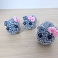 thumbnail image 2 of Lindo Hámster Triste Meme Música Peluche Juguete Llavero Regalo (1 Pieza), 2 of 4