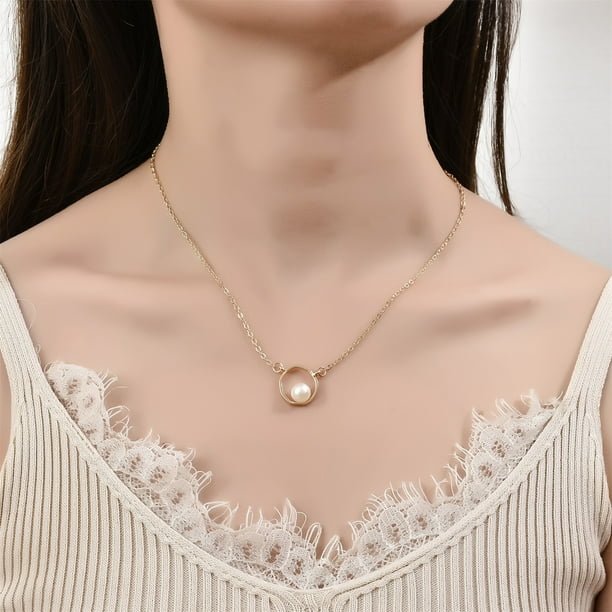 Pearl necklace on sale with chain