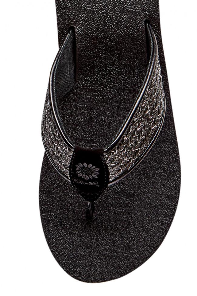 yellow box flip flops size 11