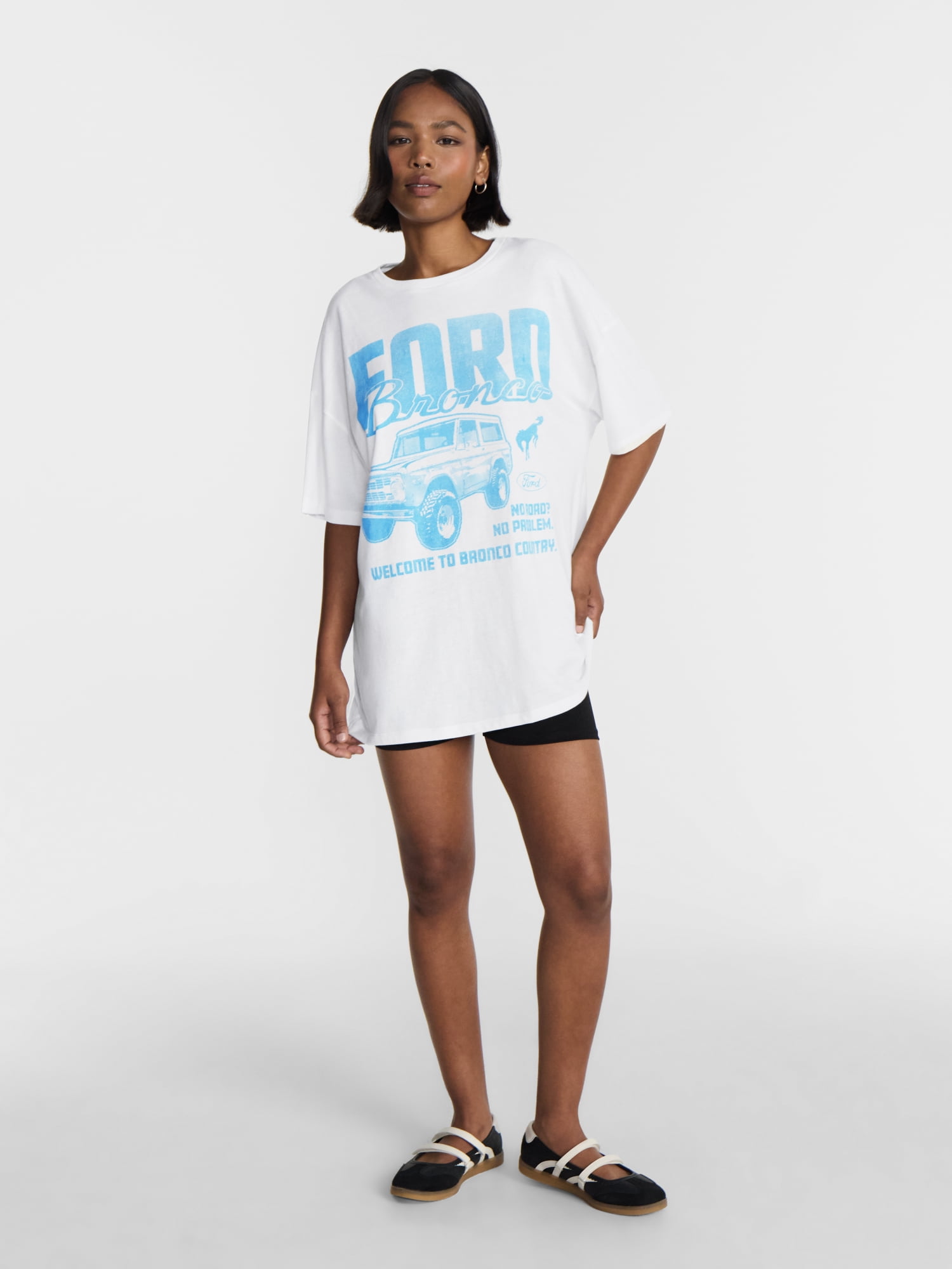 No Boundaries Ford Bronco Country Graphic Boyfriend Tee, Women's XXS-XXL