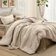 thumbnail image 1 of Juego de edredón Bedsure tamaño full de 7 piezas, beige claro, 1 of 9