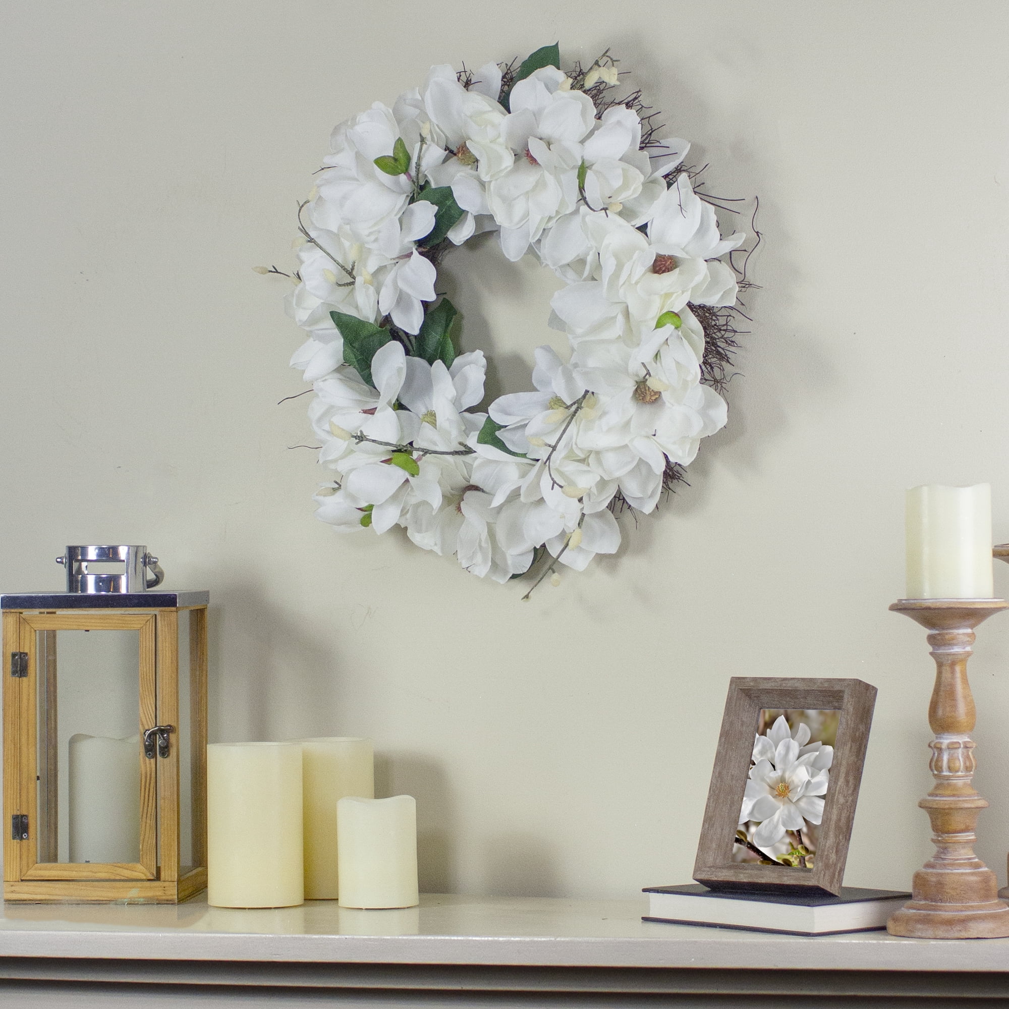 Northlight White Magnolias Spring Artificial Plant & Flower Wreath 24"