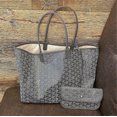 thumbnail image 1 of New Bag Large Capacity Tote Bag Mother Bag Handbag Gifts, 1 of 4