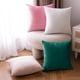 thumbnail image 4 of Fundas de Almohada de Terciopelo EMEMA Paquete de 2 de 61x61 cm Verde, 4 of 6