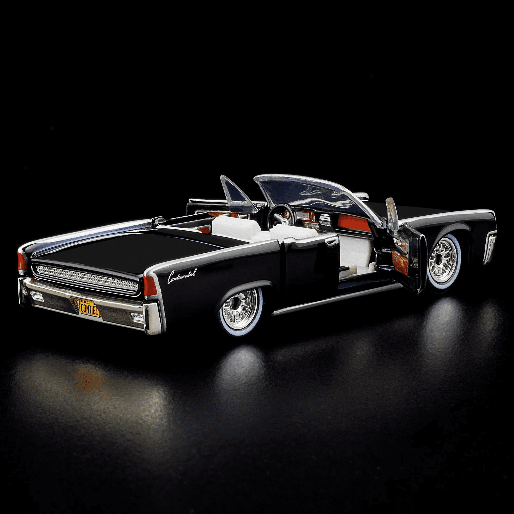 Hot Wheels ’61 Lincoln Continental Collectors RLC Exclusive