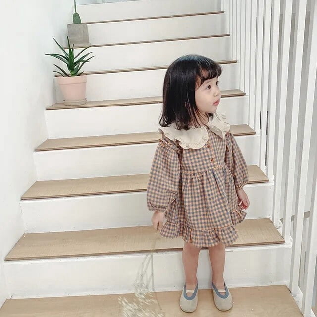 8486 Filles Vêtements Robe Décontractée Automne 2021 Nouveau Coréen Coton Lin Filles Princesse Robe Grand Tour vers le Bas Col à Carreaux Robe