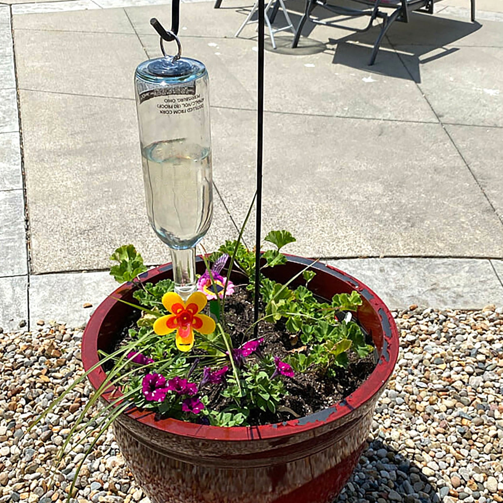 3 Pcs DIY Hummingbird Feeder Kit, FlowerShaped Design Turns Recycled Bottles Into Hanging Outdoor Hummingbird Feeders with Suction Cup for Garden Window Patio Terrace Balcony, Birthday Gifts for Men