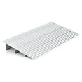thumbnail image 1 of Gymax Rampe de Seuil de Porte 3 Pieds' en Aluminium, Montée Réglable, Rampe d'Entrée pour Fauteuil Roulant, 1 of 9