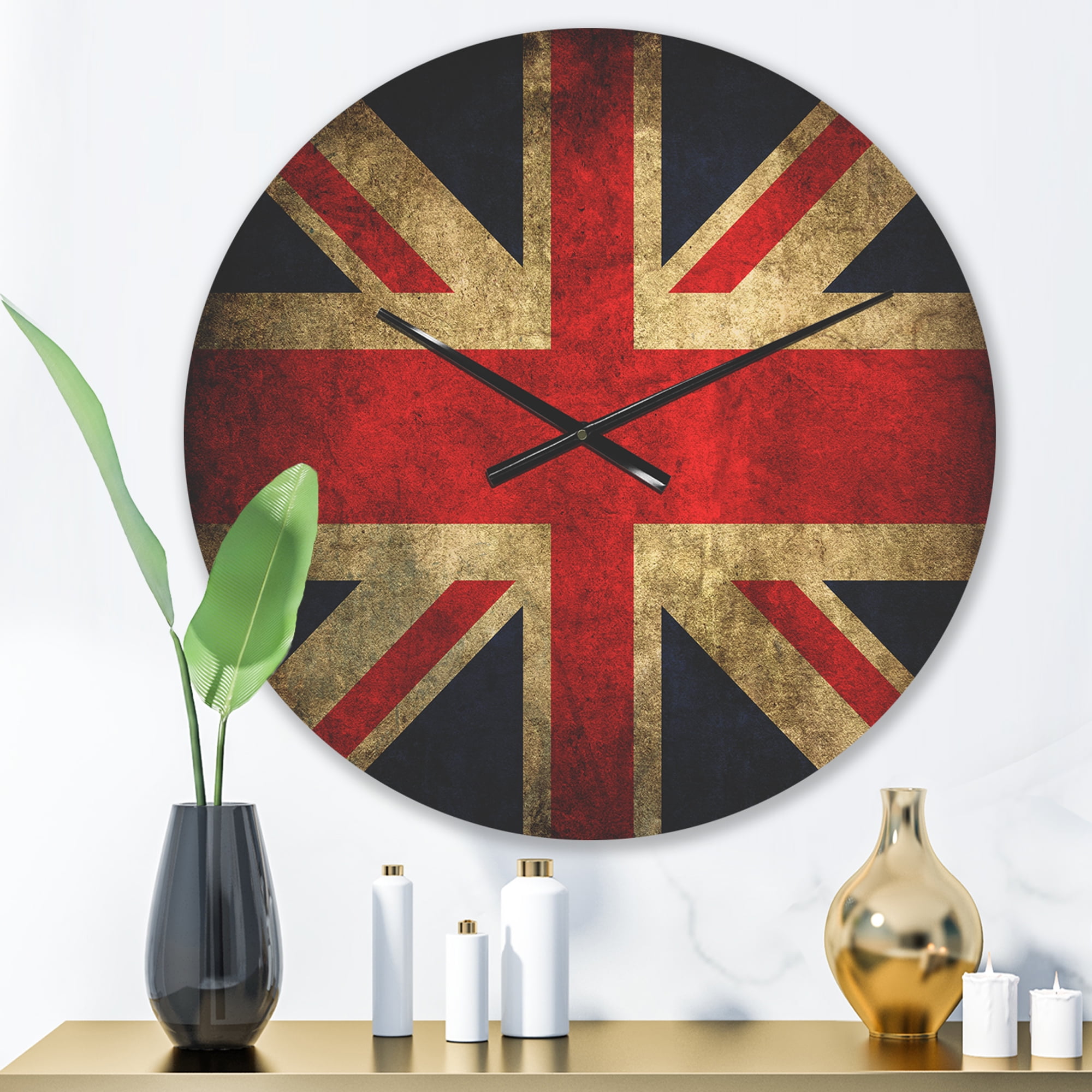 Designart 'Traditional UK Flag' Modern Wood Wall Clock
