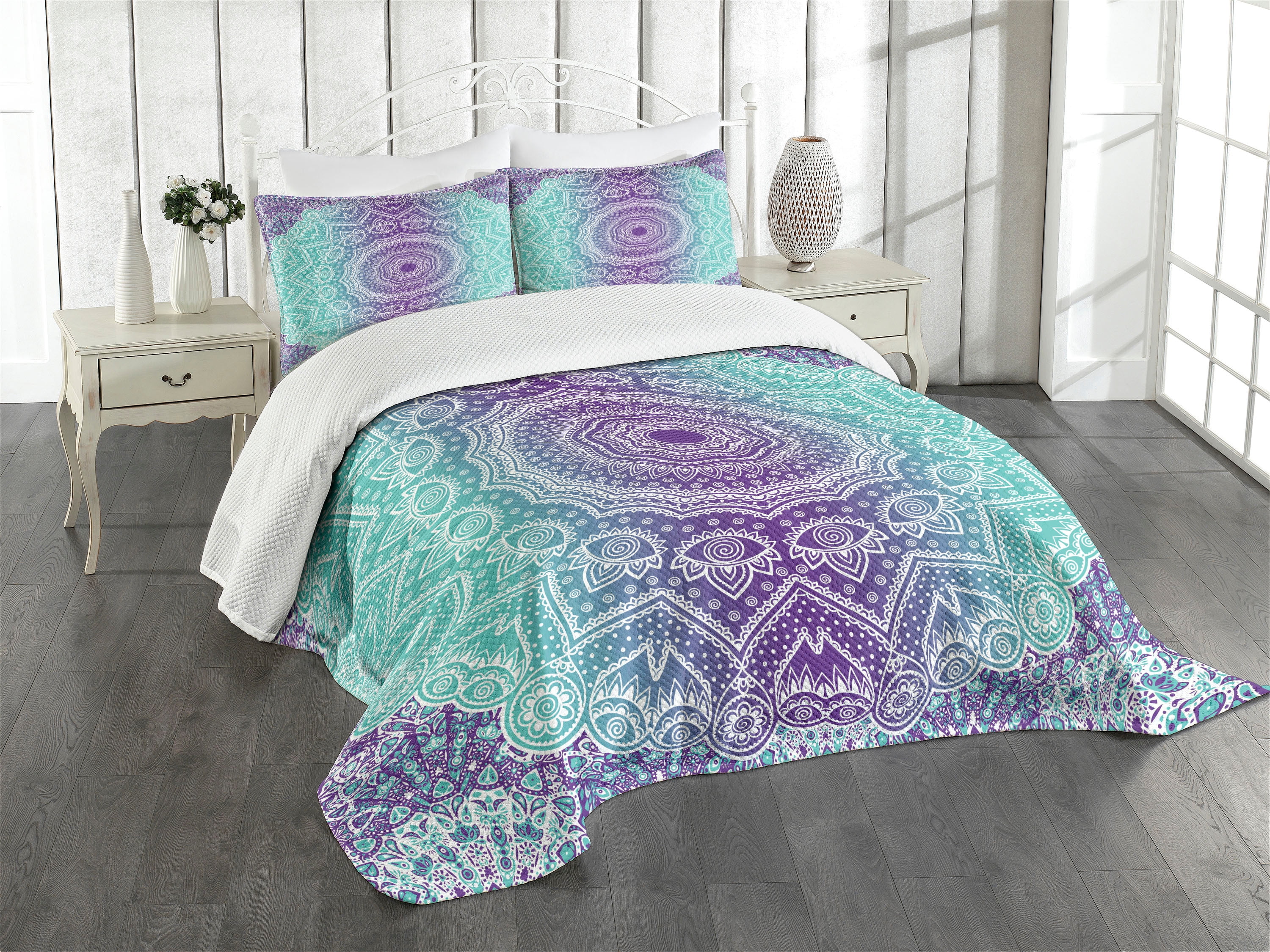 BeddingOutlet Mandala Queen Bed Sheets One Piece Purple Blue Flat