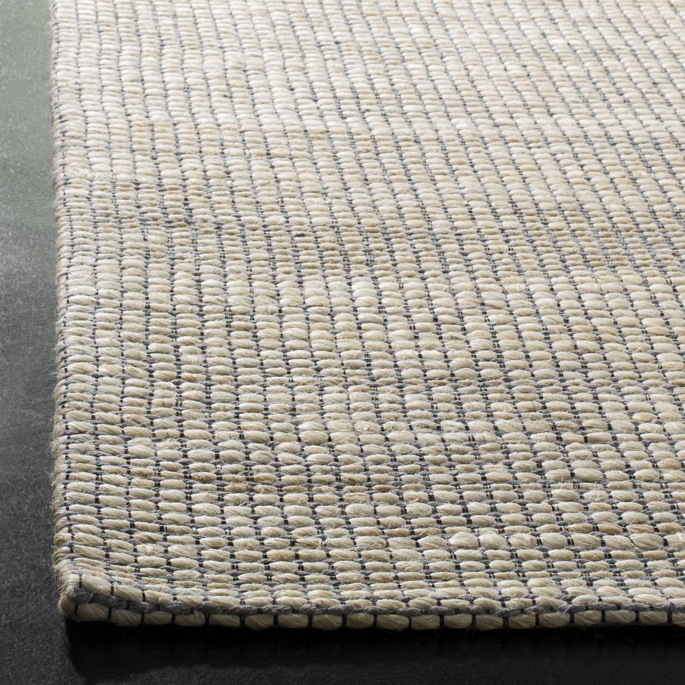 SAFAVIEH Marbella Christina Solid Area Rug, Ivory, 6' x 6' Square