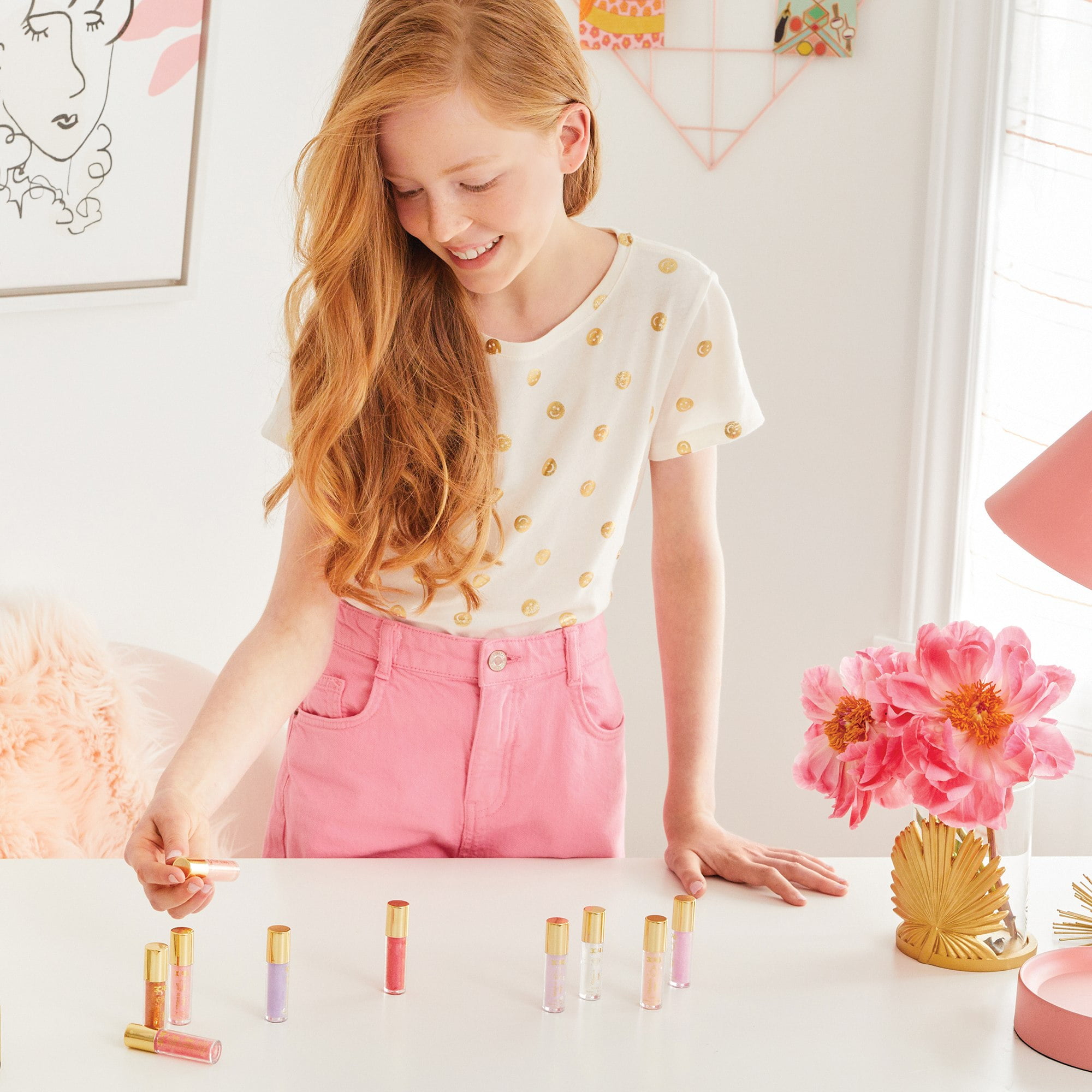 Babygirl' Lip gloss With Pink Pom Pom Keychain 10ml