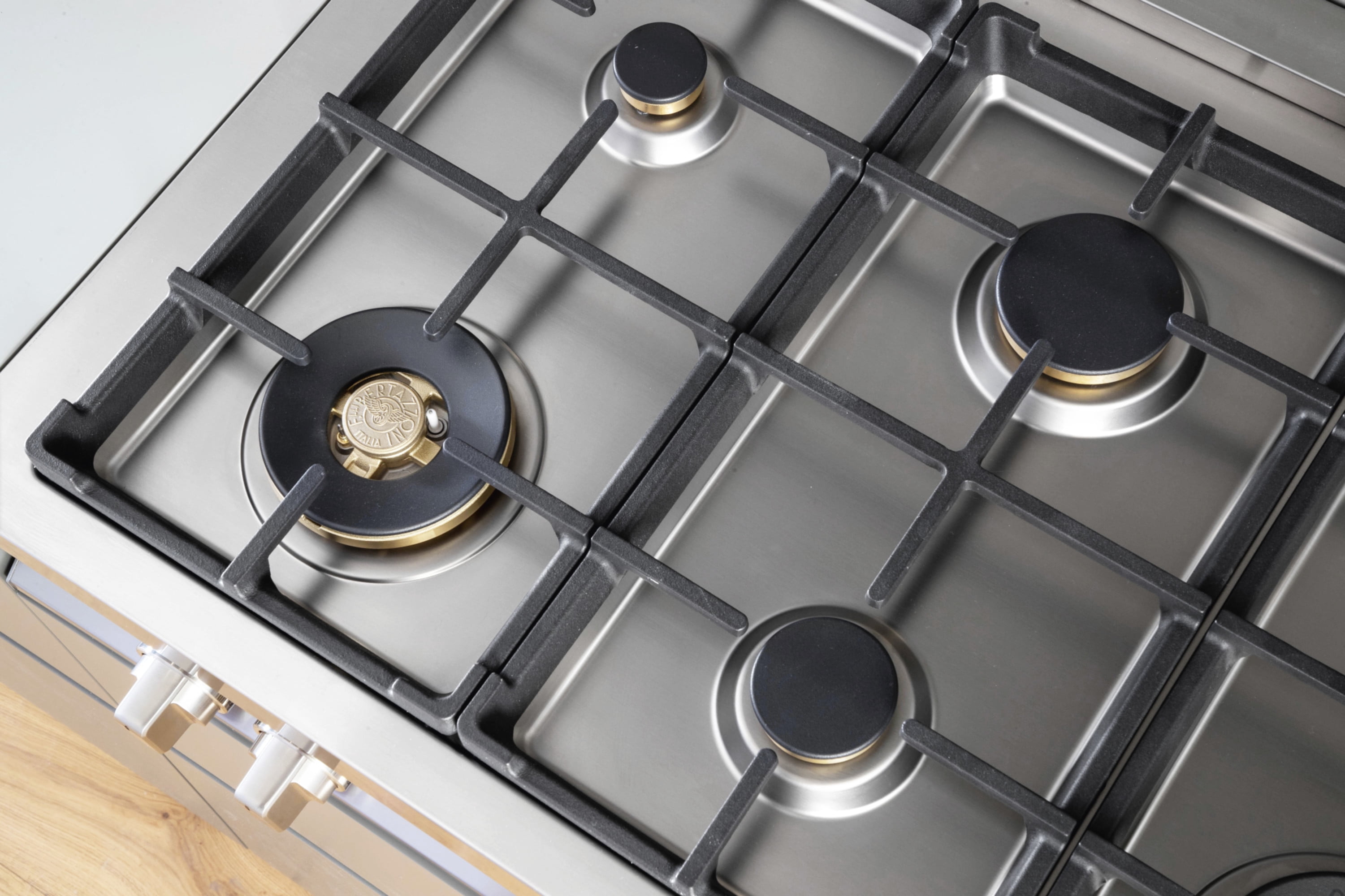 Bertazzoni Mast366rtbxt Master 36" Wide 6 Burner Gas Rangetop - Stainless Steel