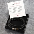 thumbnail image 1 of Pulsera tejida multicapa de acero para hombre, pulsera de cuero de moda de acero de titanio, juego de regalo con letras, 1 of 6