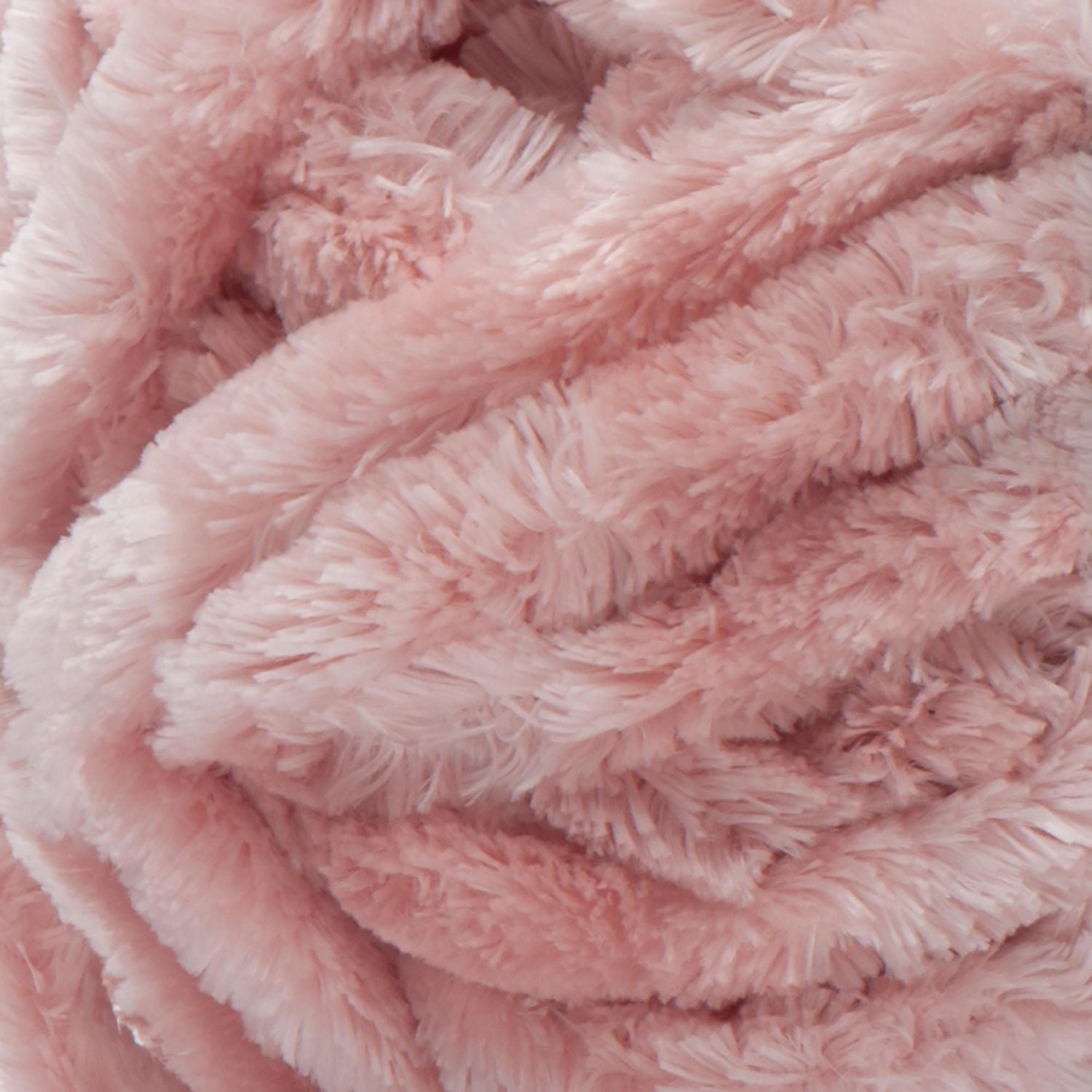 Bernat® Fil Velvet Plus™, Polyester #6 Super Volumineux, 10,5 Oz/300 G, 78 Yards