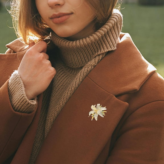 EXHUMKY Elegant Multi Rhinestone Lily Brooch Zinc Alloy Charm