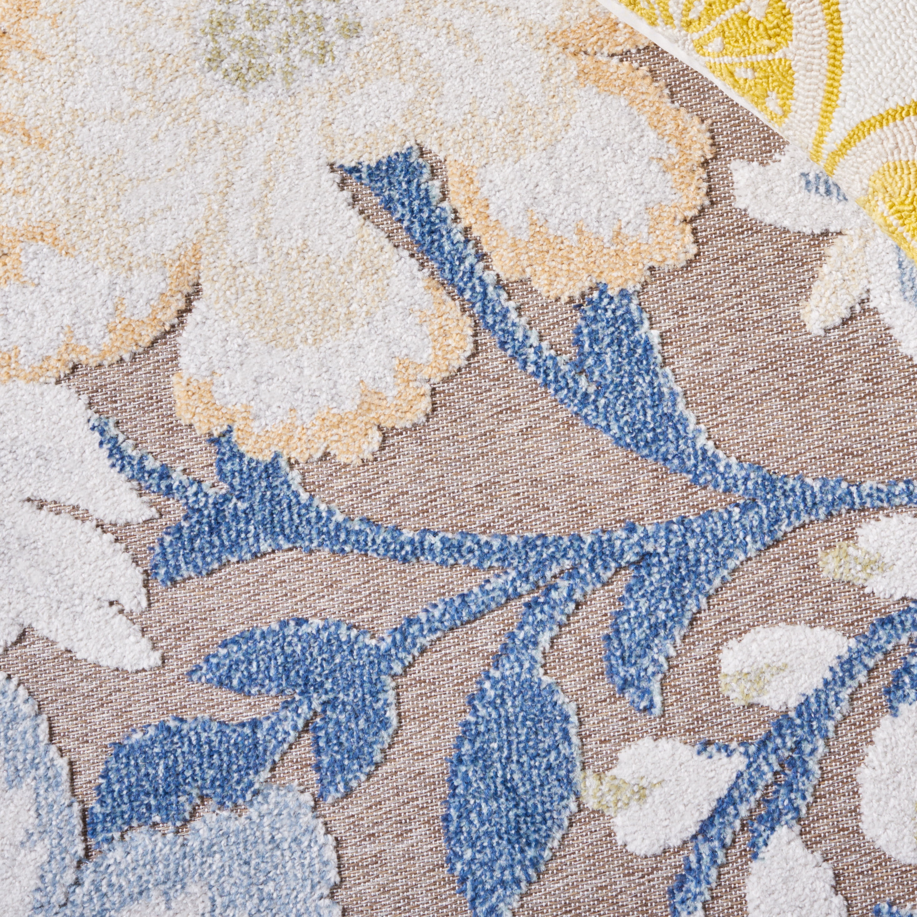 SAFAVIEH Sarasota Averill Floral Indoor/Outdoor Runner Rug, Navy/Brown, 2'3" x 9'