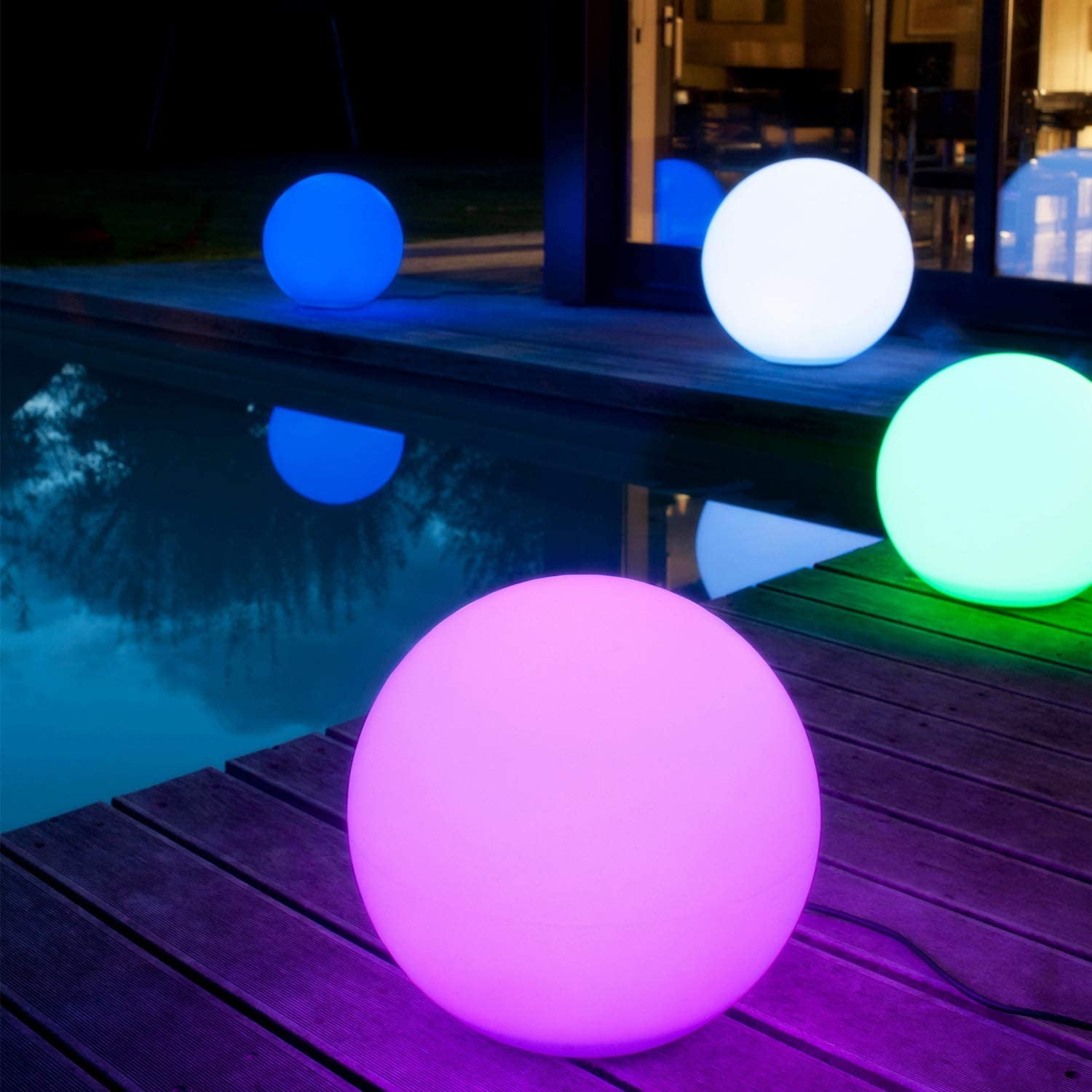SWIMWAYS Light-Up Beach Ball1231014" with LEDsNight Time Pool Parties ! 