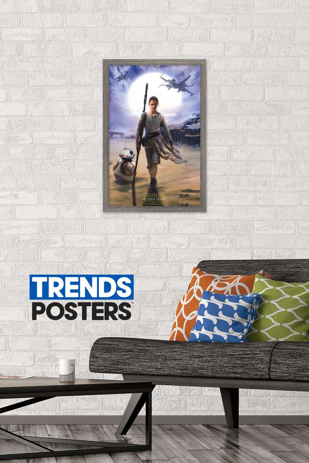 Star Wars: The Force Awakens - Rey Wall Poster, 14.725" x 22.375", Framed