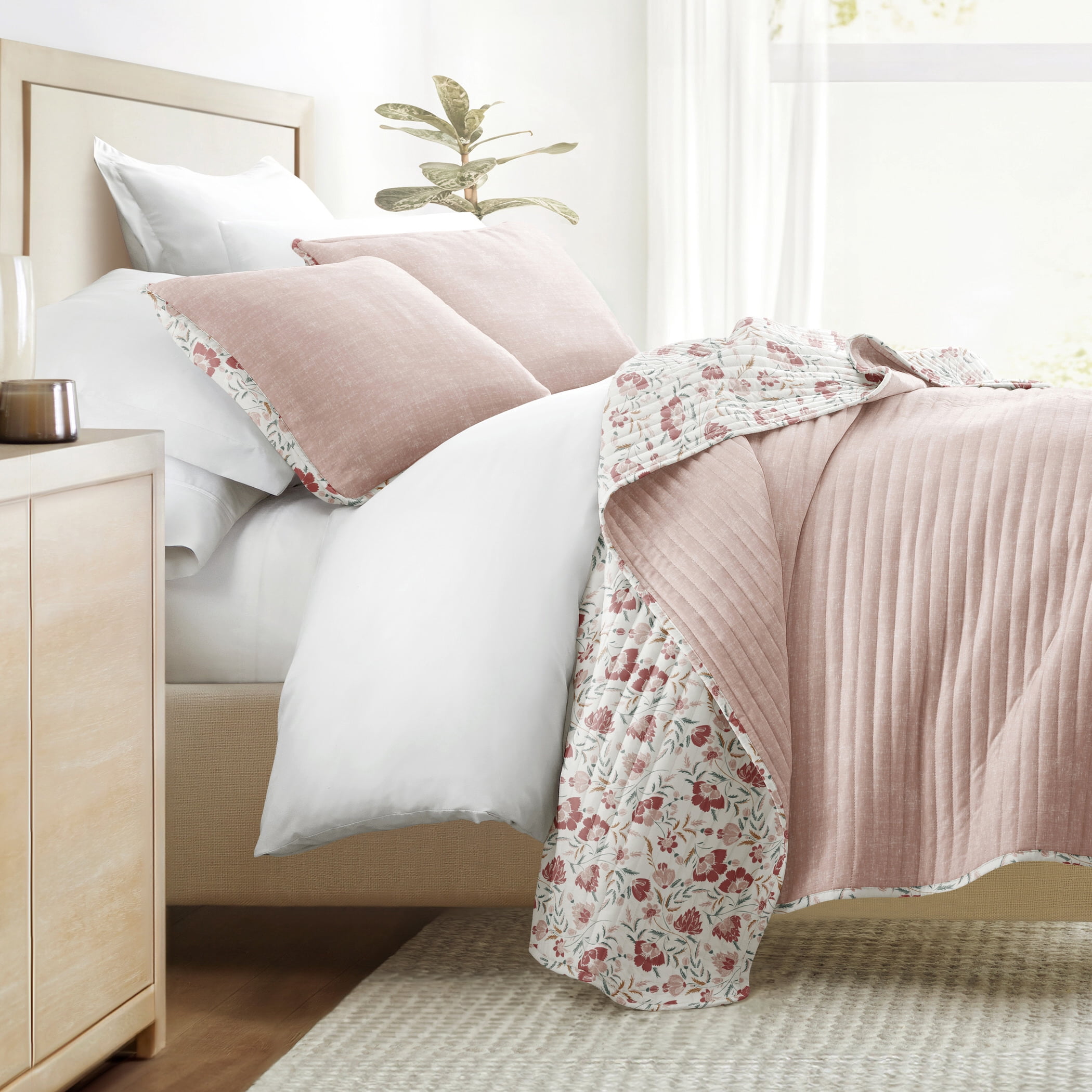Lightweight Quilt Sets - Wrinkle Free - Coverlet French Jacobean Floral Rose by Comfort Canopy