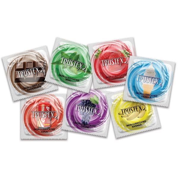 Trustex NON-LUBRICATED Flavors + Silver Lunamax Pocket Case, Premium Latex Condoms-24 Count