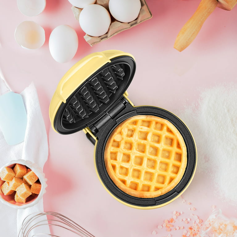 HOLSTEIN HOUSEWARES 7 in. Non-Stick Belgian Waffle Maker, Mint/Stainless  Steel HH-09037016I - The Home Depot