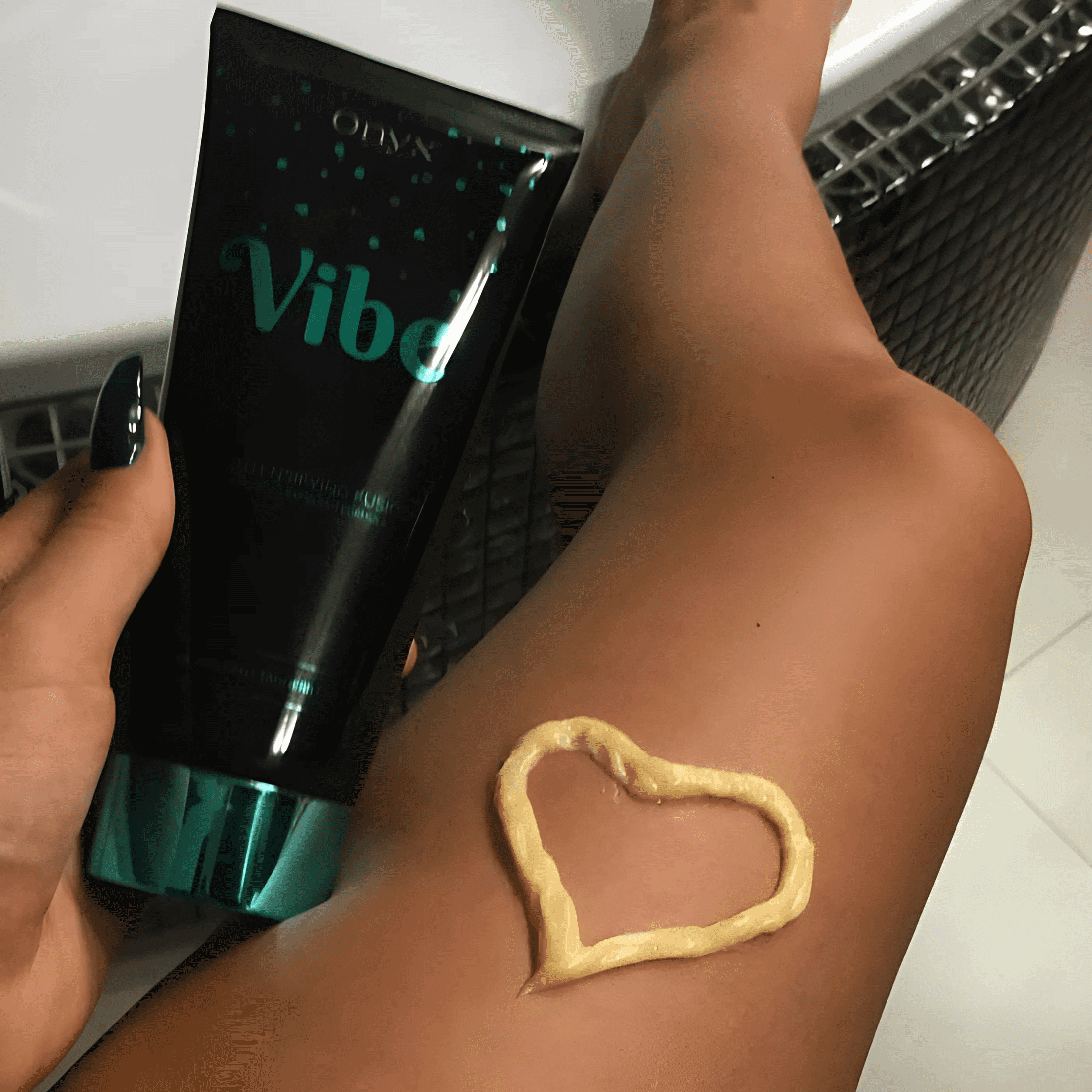 Onyx Vibe Indoor Tanning Accelerator Lotion - Bronzer-Free, 6.76 fl oz