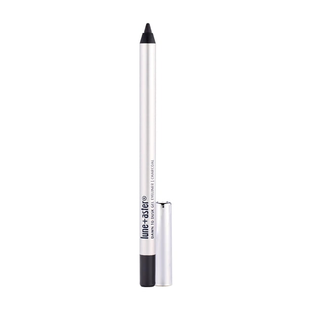 Delineador de ojos en gel Lune+Aster Dawn to Dusk - Carbón - Este delineador de ojos en gel de larga duración de 14 horas ofrece la precisión de un delineador líquido y el control de un gel sin mancha