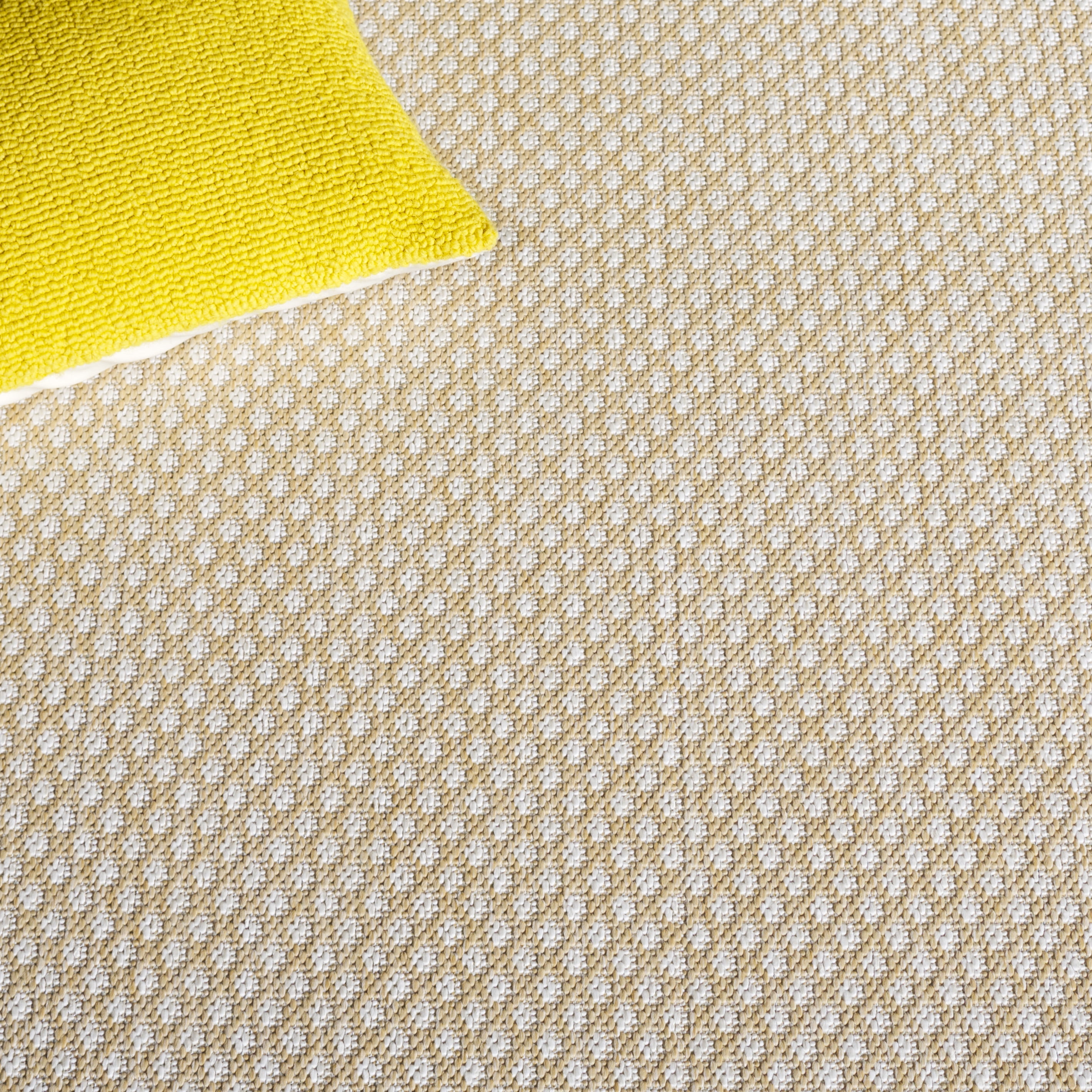 SAFAVIEH Terrace Gina Geometric Indoor/Outdoor Area Rug, Beige/Ivory, 6'7" x 6'7" Square