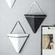 thumbnail image 3 of de Pared Triangur Geométrica de Montaje en Pared 2pc negro s Macarena Plantador colgante, 3 of 5