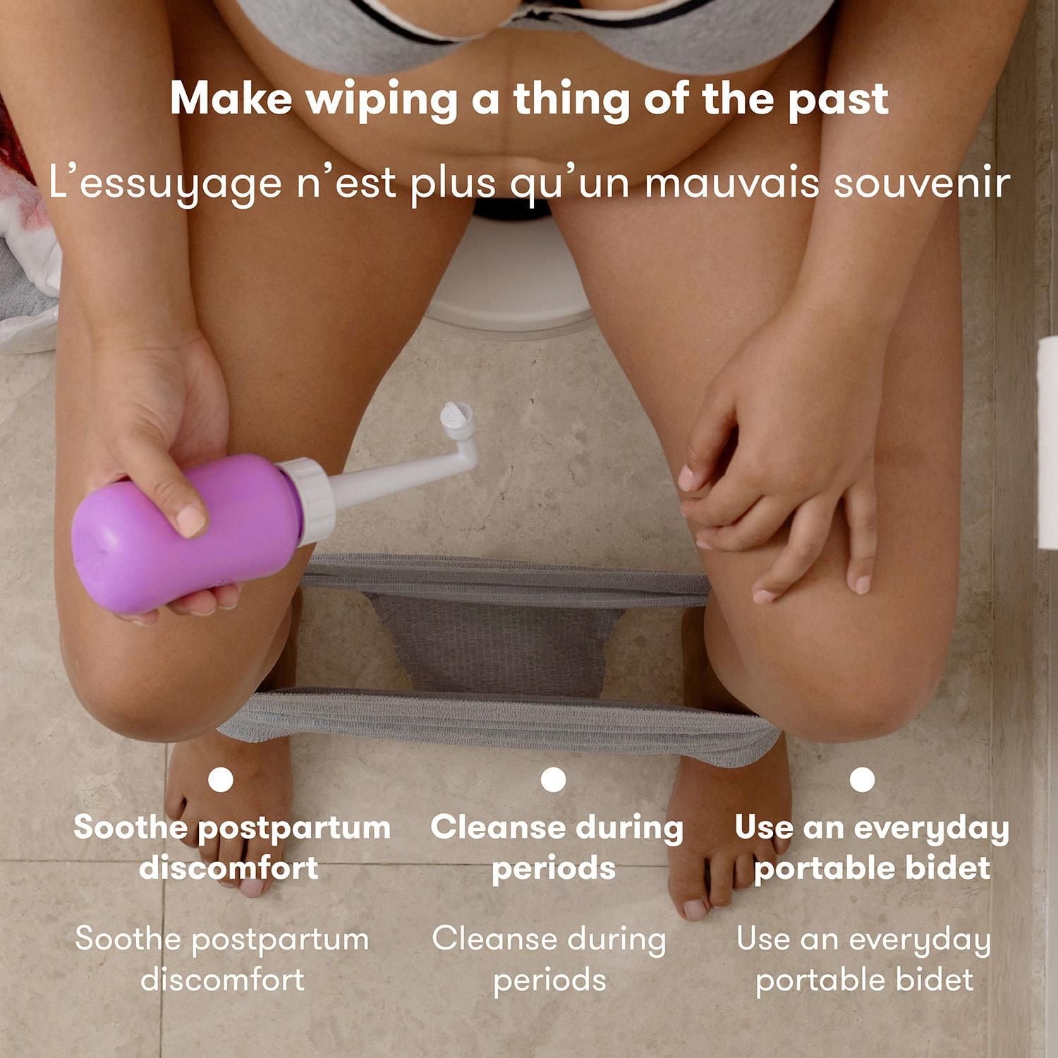 Frida Mom - Upside Down Peri Bottle - Postpartum Recovery - The Original Fridababy MomWasher for Perineal Recovery and Cleansing After Birth - Hospital Bag Essential, Newborn Baby, Cleansing after Bir, 1 Peri Bottle